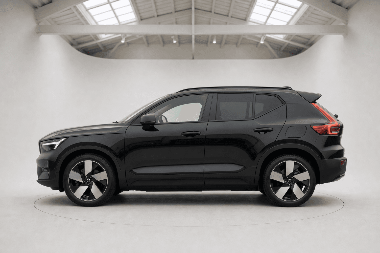 Volvo EX40 · Profile